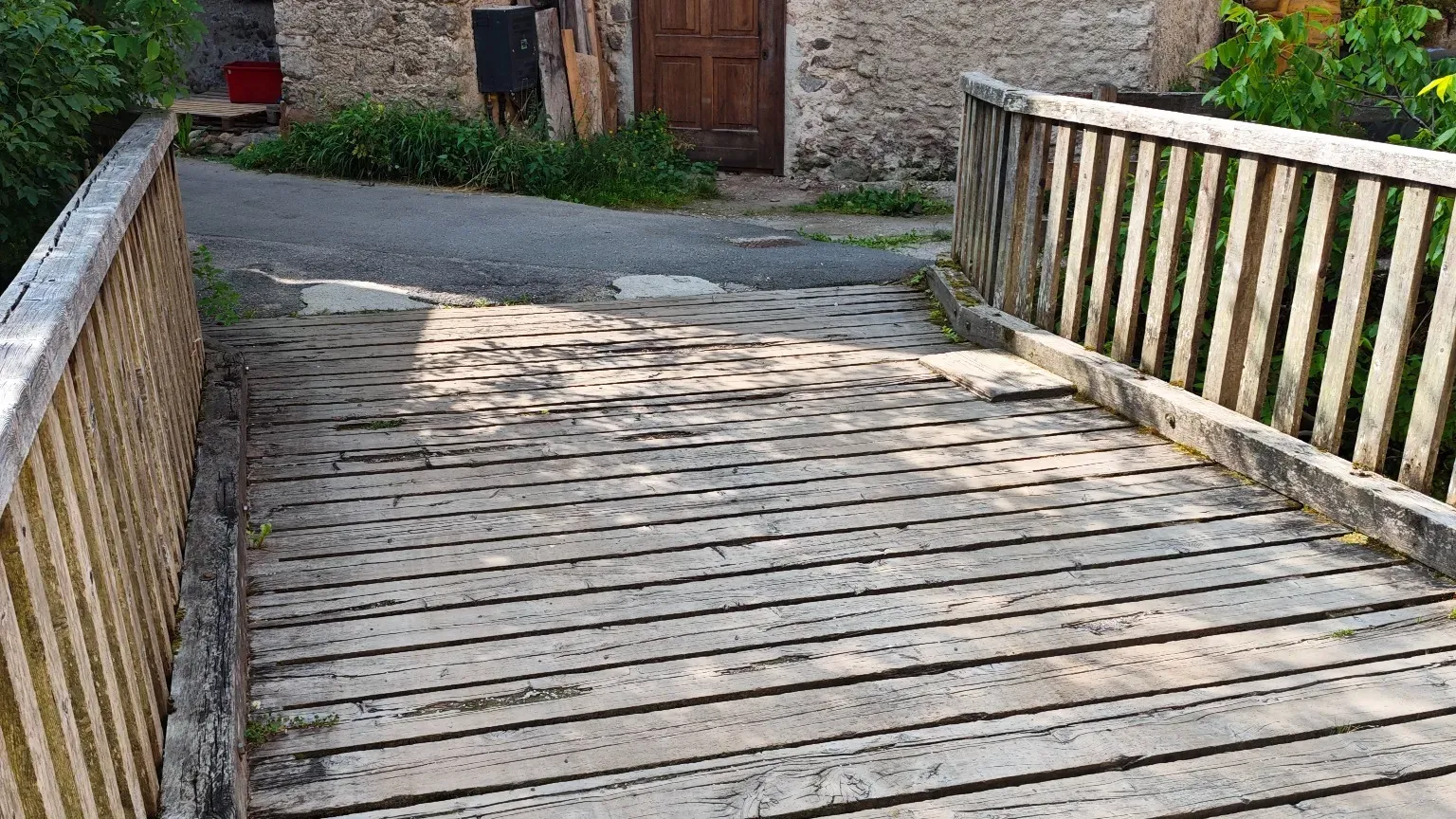 Christoph Holzner Chiusura del ponte "Knottenmühle" per gli automezzi pesanti